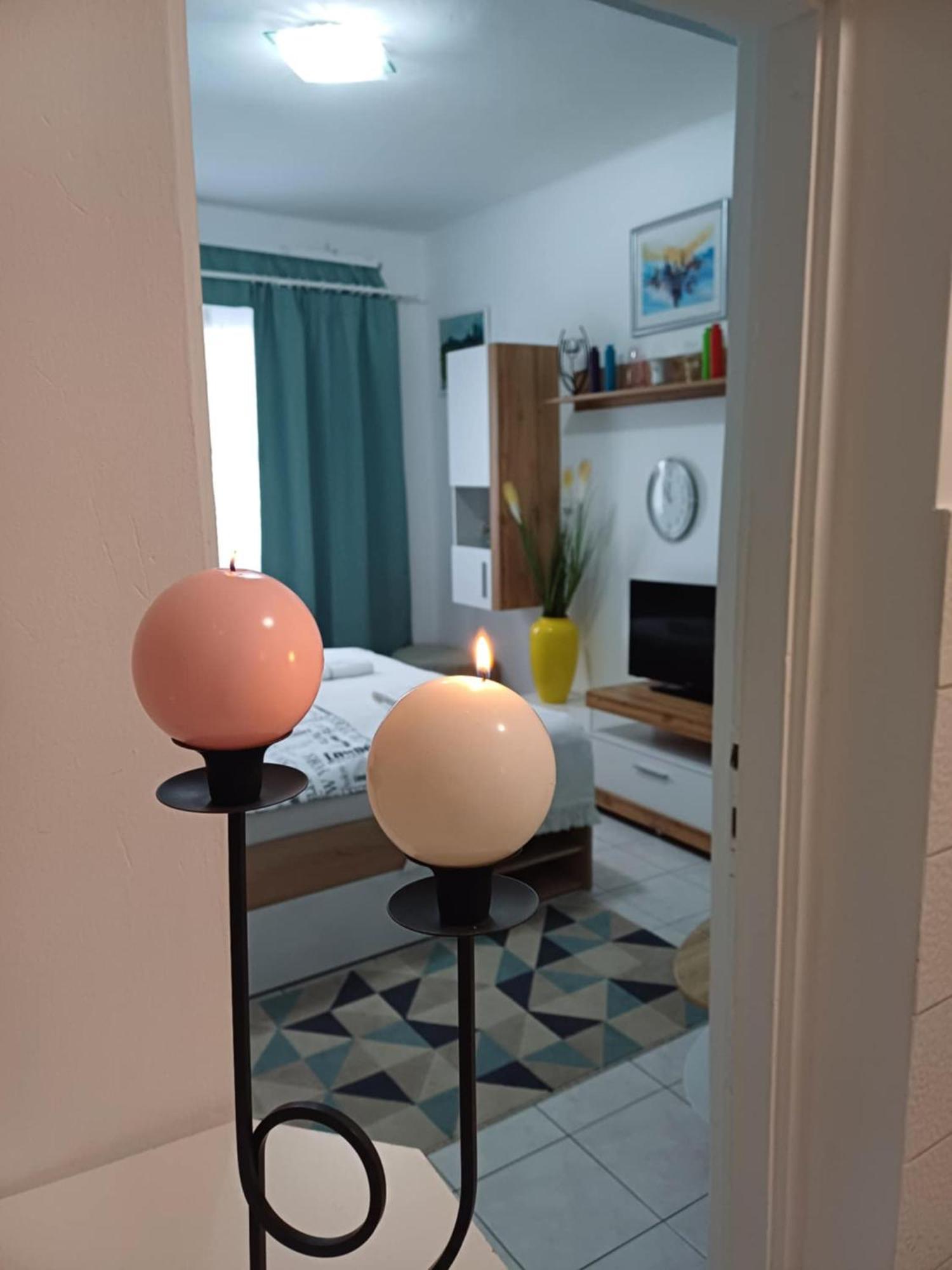 Unicum Vendeghaz Hotel Abádszalók Buitenkant foto
